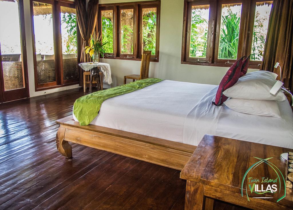 Twin Island Villas & Dive Resort Nusa Lembongan  Exterior photo